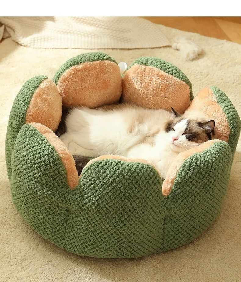 Sweet Dreams Petal-shaped Pet Bed