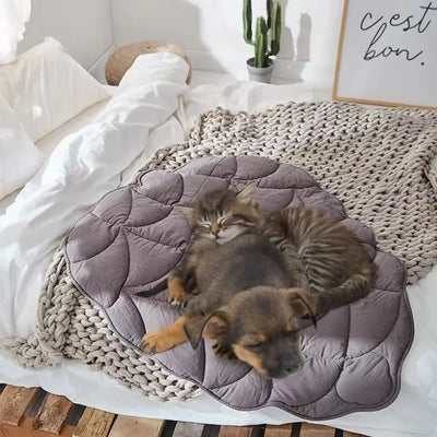 Soft Leaf Shape Pet Bed Mats